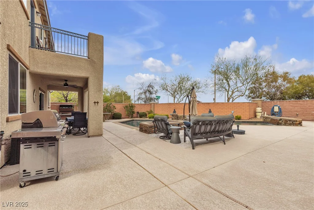10412 Deer Heights, Las Vegas, NV 89178