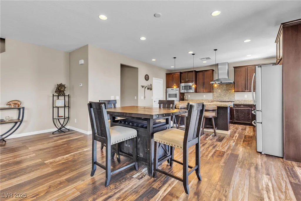 10412 Deer Heights, Las Vegas, NV 89178