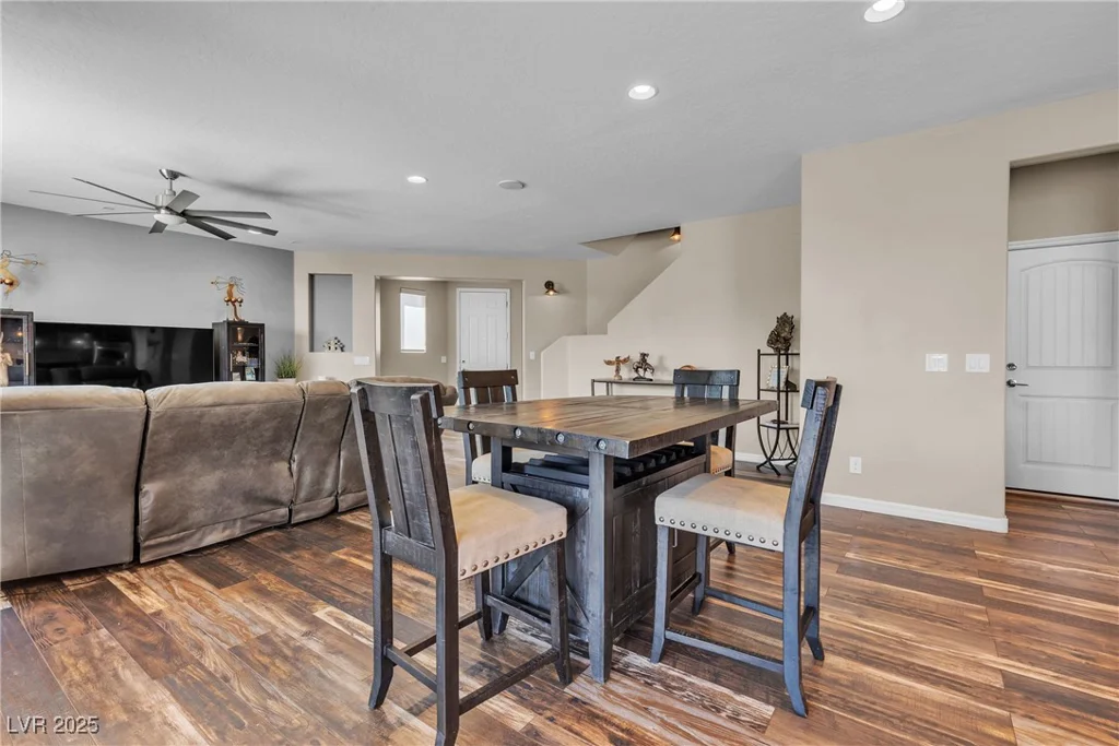 10412 Deer Heights, Las Vegas, NV 89178