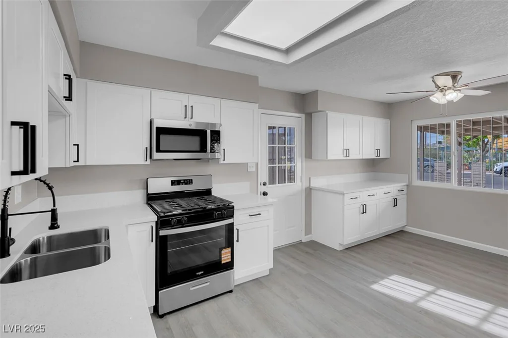 1189 Blankenship, Las Vegas, NV 89106