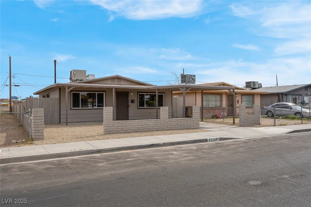 1189 Blankenship, Las Vegas, NV 89106