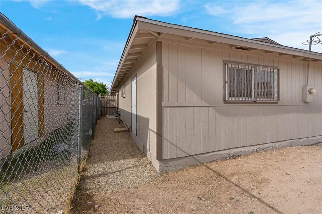 1189 Blankenship, Las Vegas, NV 89106