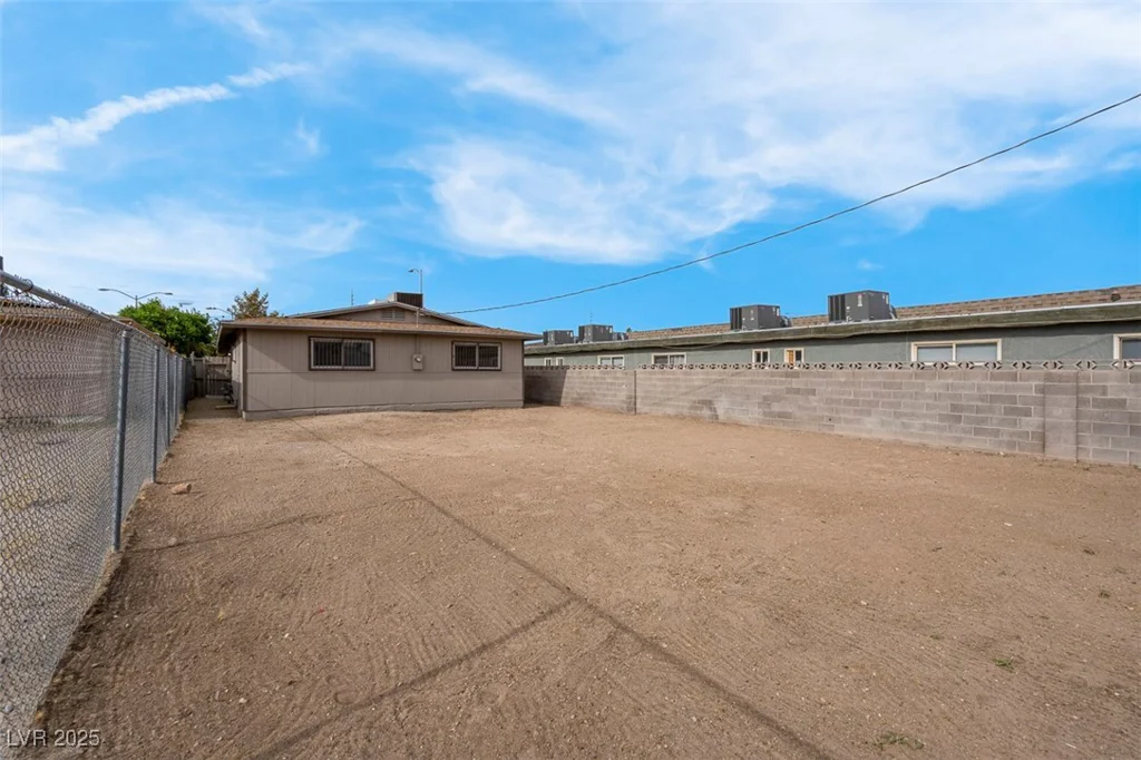 1189 Blankenship, Las Vegas, NV 89106