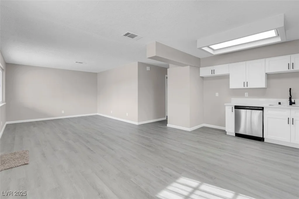 1189 Blankenship, Las Vegas, NV 89106