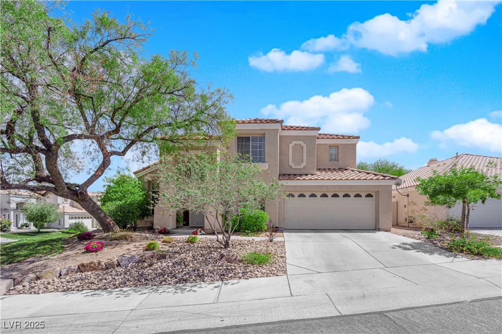 2424 Chestnut Hill, Las Vegas, NV 89134