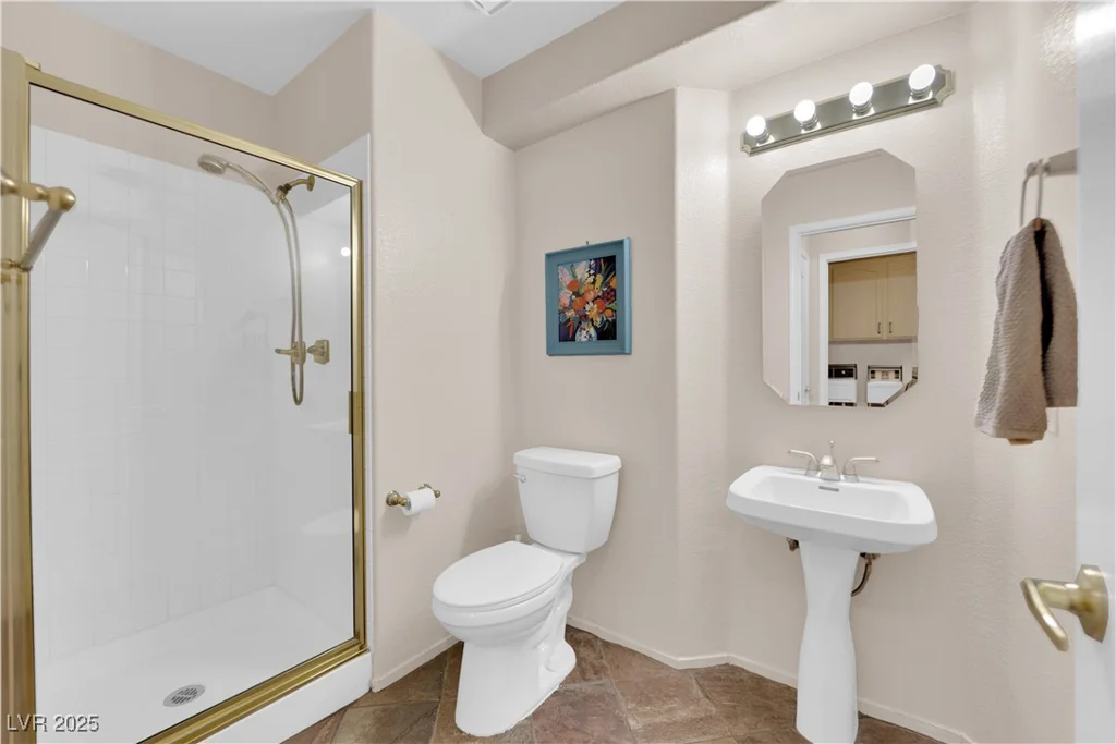 2424 Chestnut Hill, Las Vegas, NV 89134
