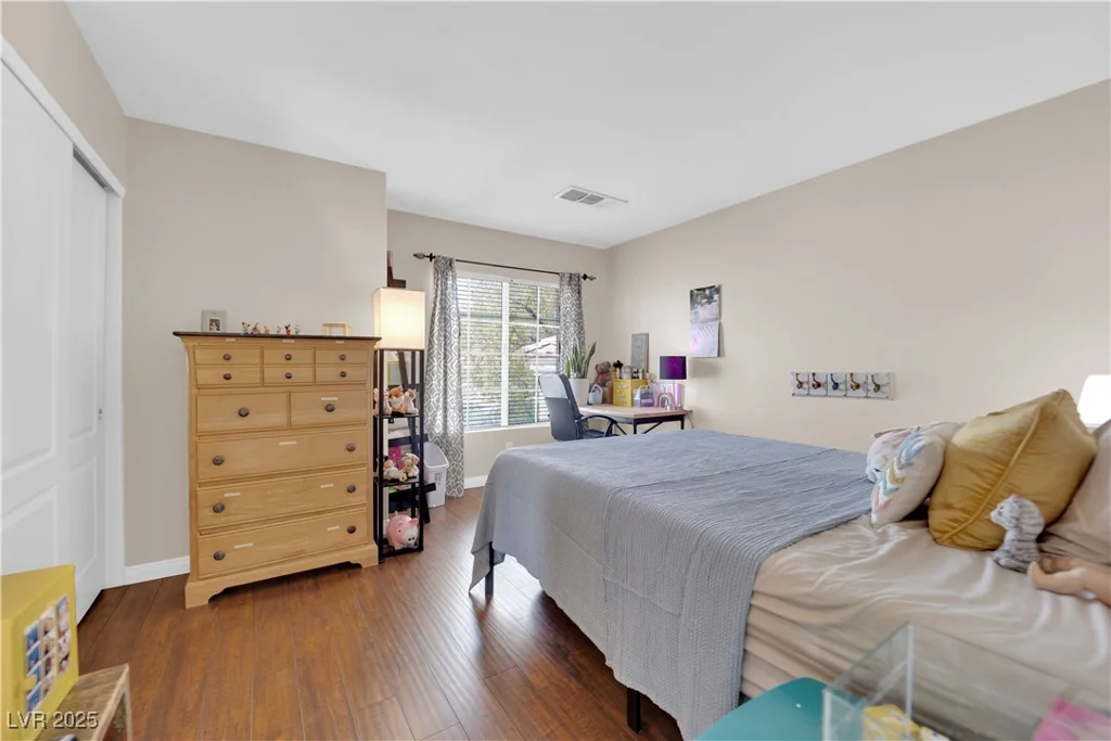 2424 Chestnut Hill, Las Vegas, NV 89134