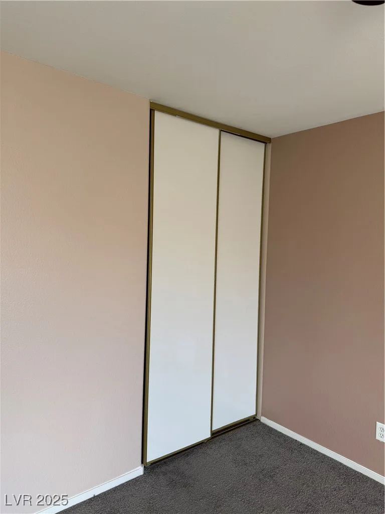 1447 Hialeah, Las Vegas, NV 89119