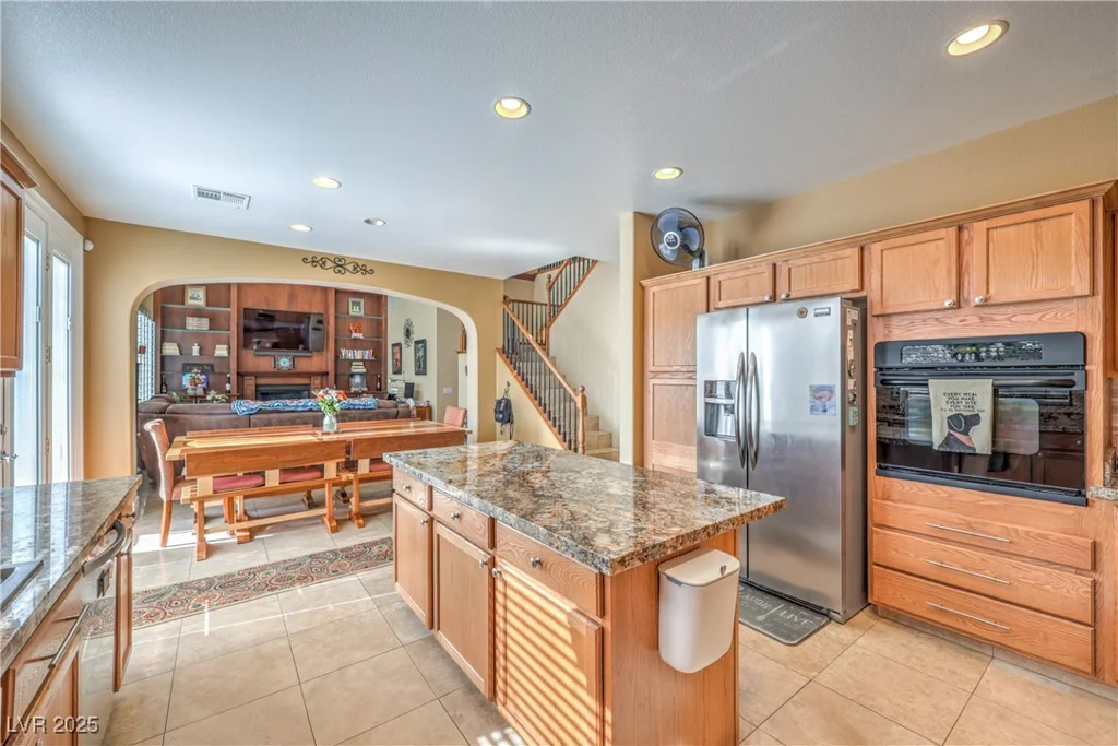 664 Blue Crystal Creek, Henderson, NV 89002