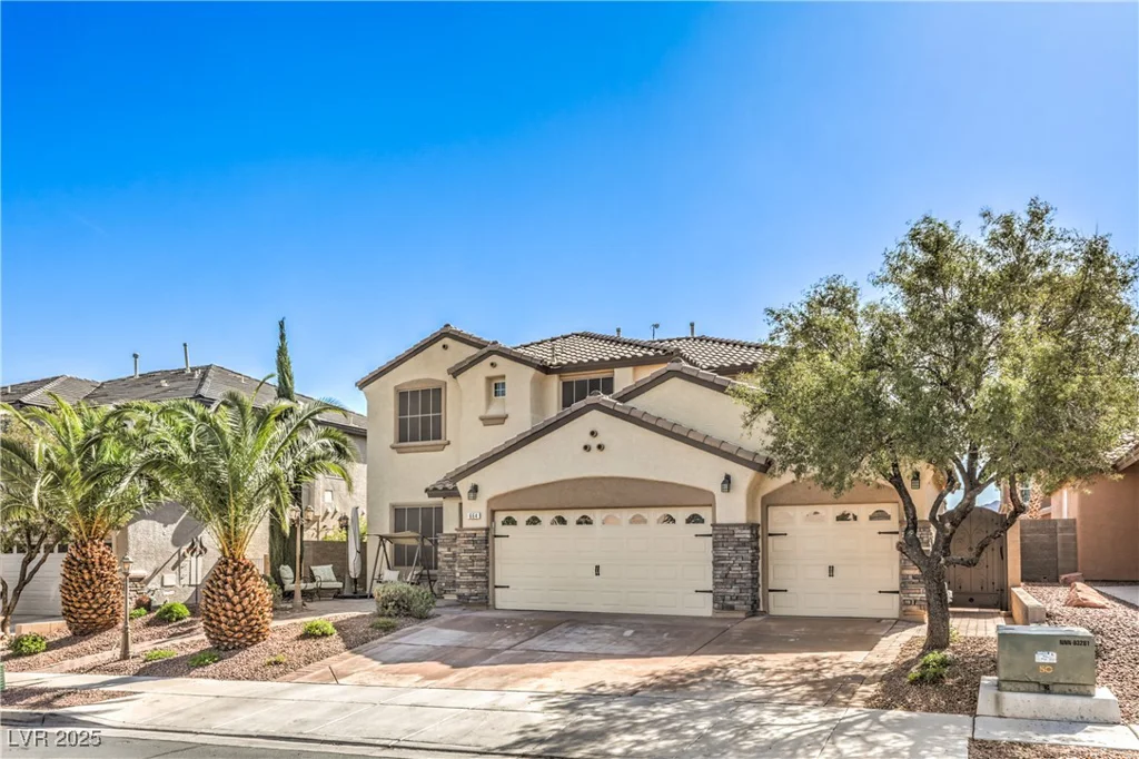 664 Blue Crystal Creek, Henderson, NV 89002