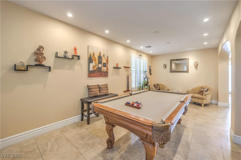 664 Blue Crystal Creek, Henderson, NV 89002