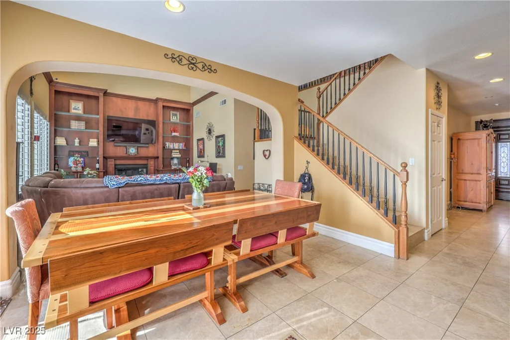 664 Blue Crystal Creek, Henderson, NV 89002