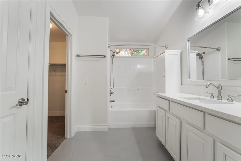 4360 Meadowlark Wing, North Las Vegas, NV 89084