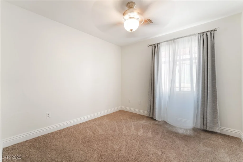 4360 Meadowlark Wing, North Las Vegas, NV 89084