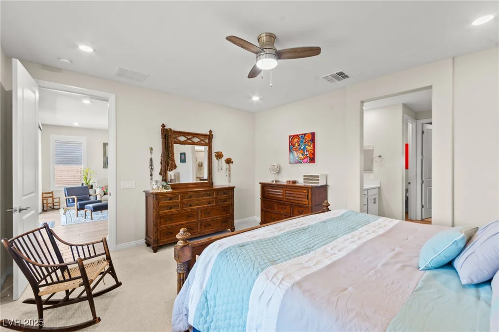 6620 Roseton, North Las Vegas, NV 89086