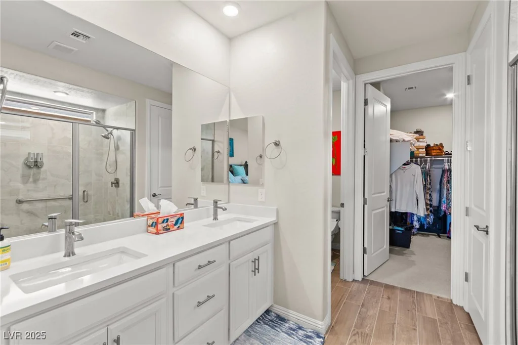 6620 Roseton, North Las Vegas, NV 89086
