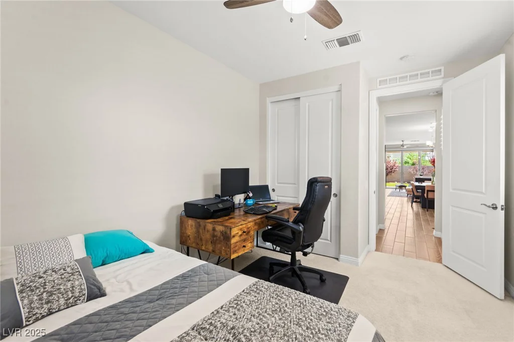 6620 Roseton, North Las Vegas, NV 89086