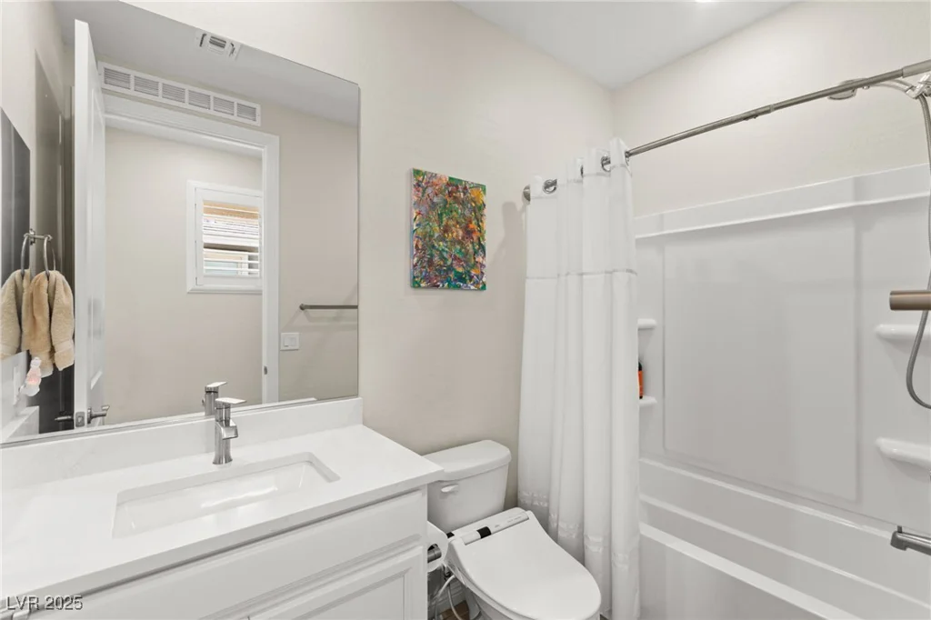 6620 Roseton, North Las Vegas, NV 89086