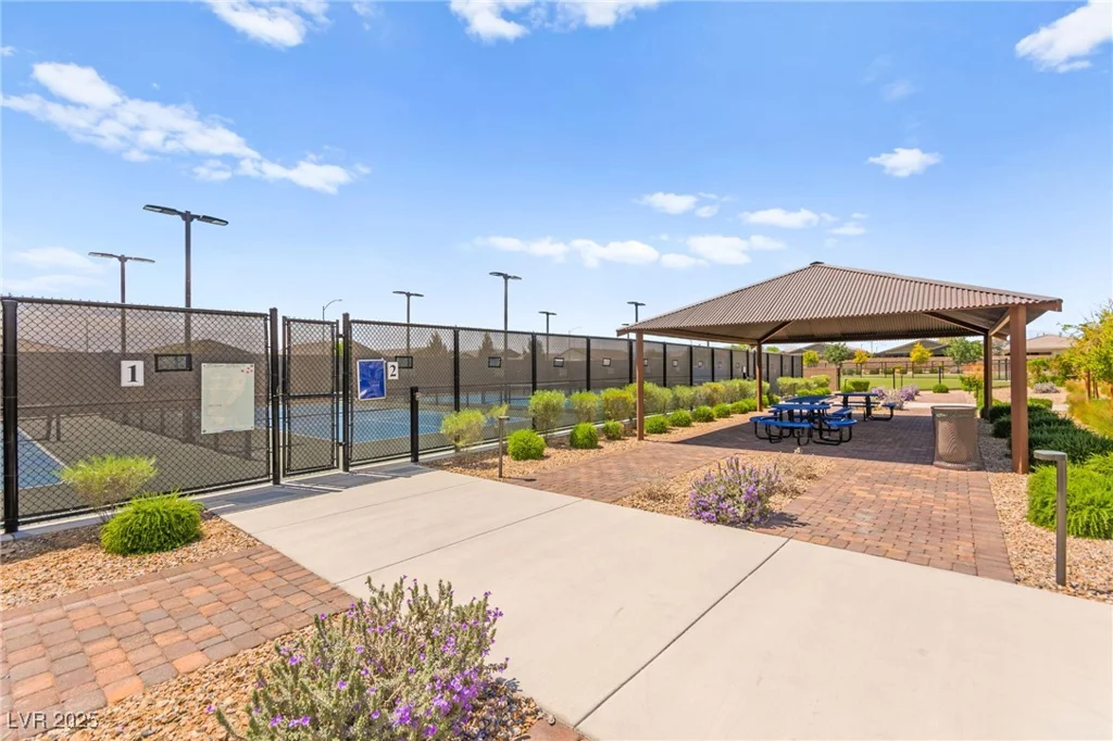 6620 Roseton, North Las Vegas, NV 89086
