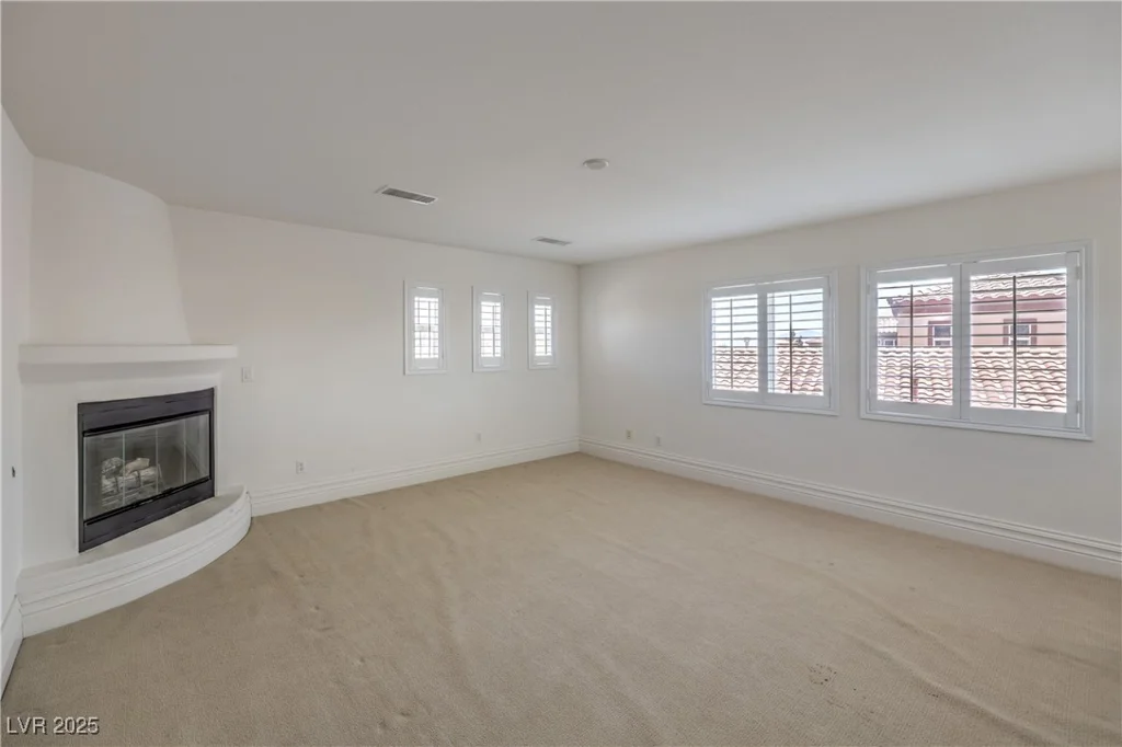 207 Crooked Putter, Las Vegas, NV 89148