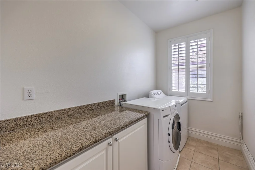 207 Crooked Putter, Las Vegas, NV 89148