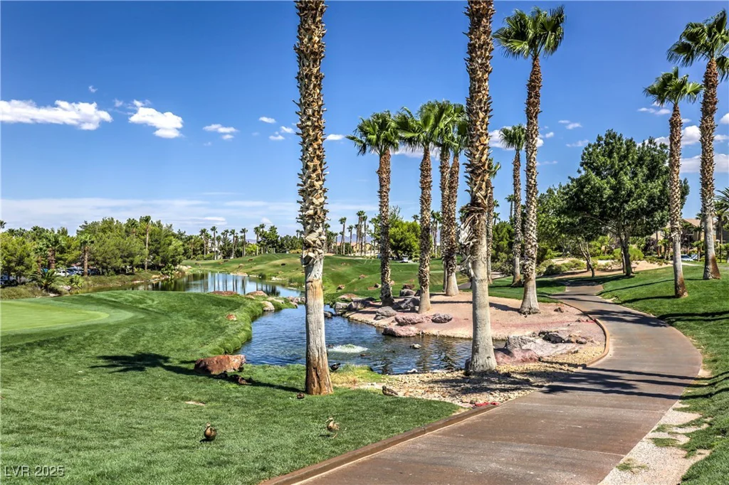 207 Crooked Putter, Las Vegas, NV 89148