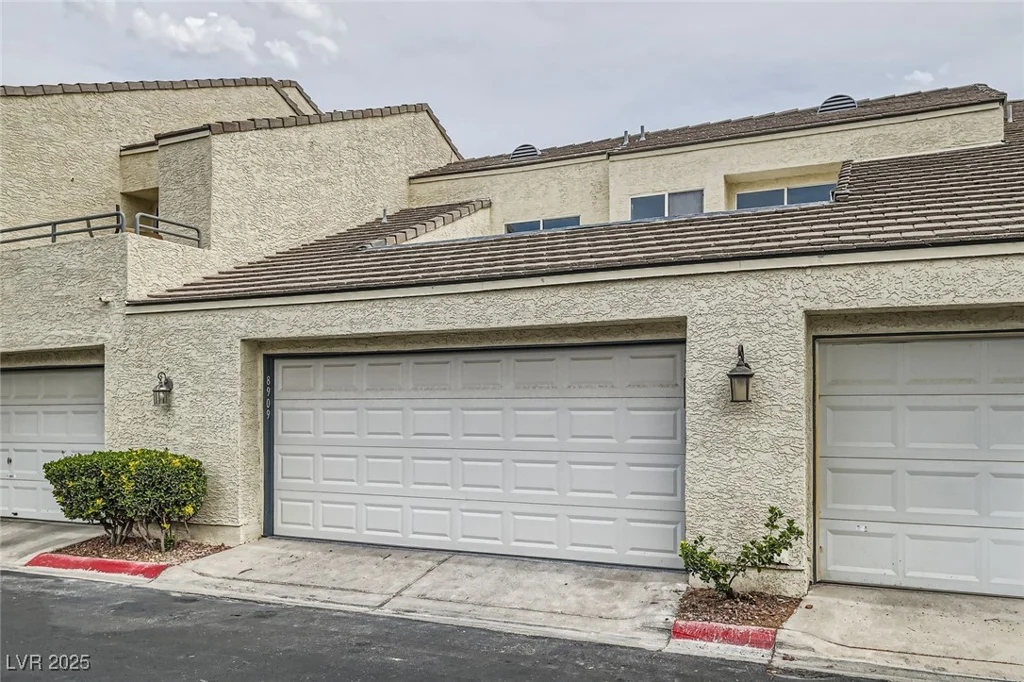 8909 Antioch, Las Vegas, NV 89117