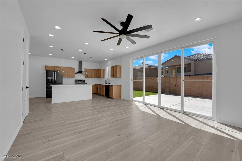 375 Elks Peak, North Las Vegas, NV 89084