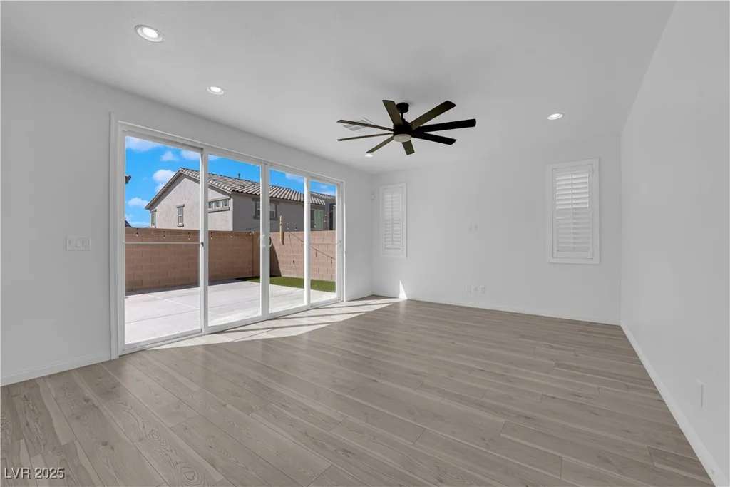 375 Elks Peak, North Las Vegas, NV 89084