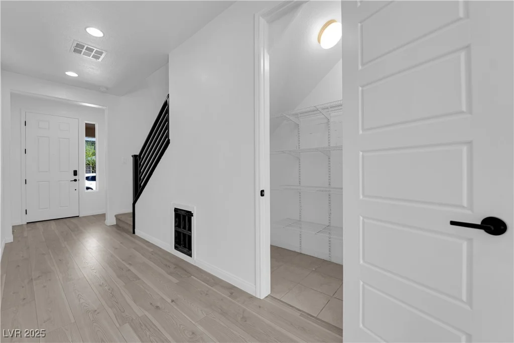 375 Elks Peak, North Las Vegas, NV 89084