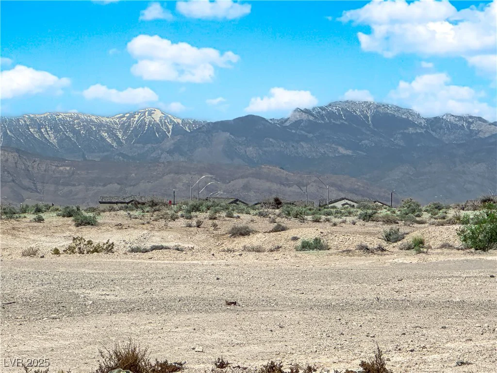 375 Elks Peak, North Las Vegas, NV 89084