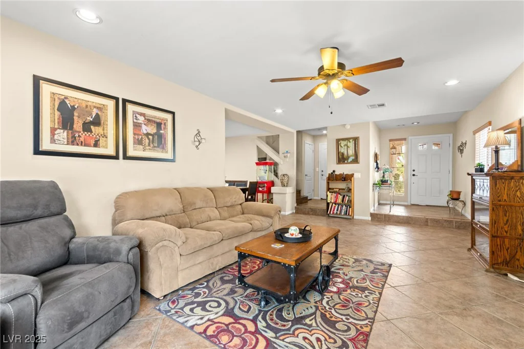 5219 Grape Leaf, Las Vegas, NV 89141
