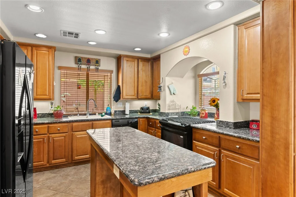 5219 Grape Leaf, Las Vegas, NV 89141