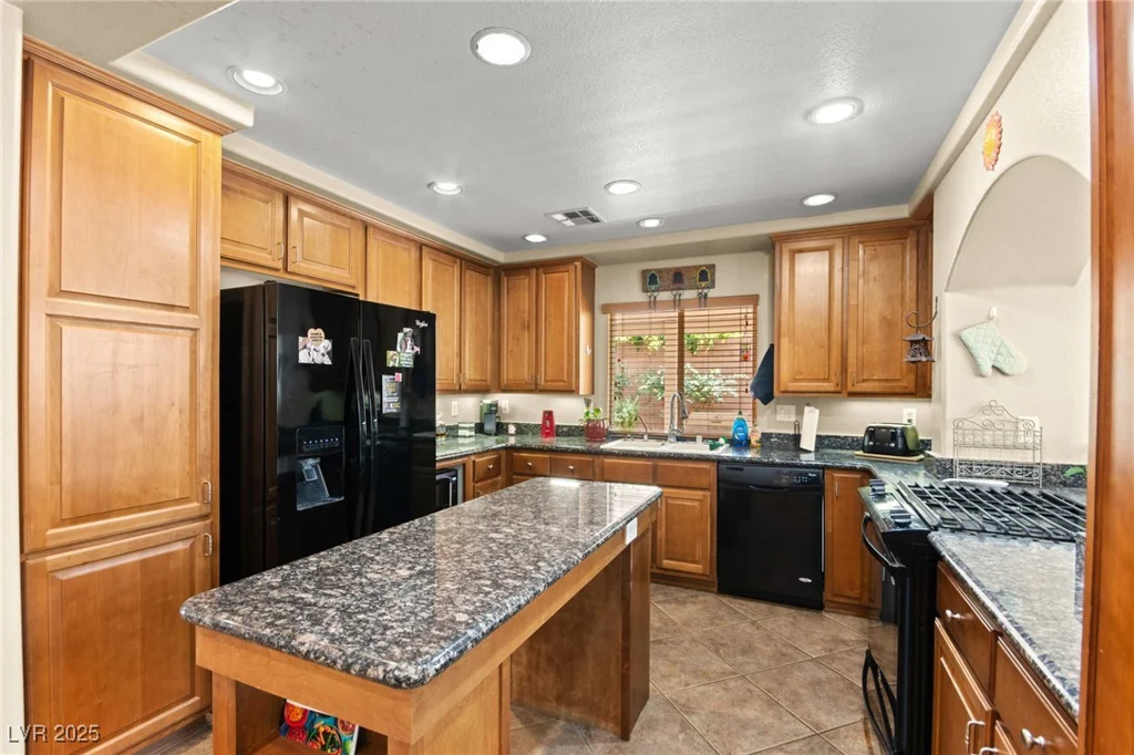 5219 Grape Leaf, Las Vegas, NV 89141