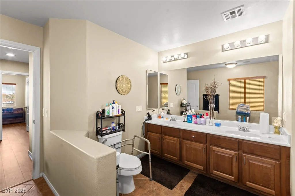 5219 Grape Leaf, Las Vegas, NV 89141