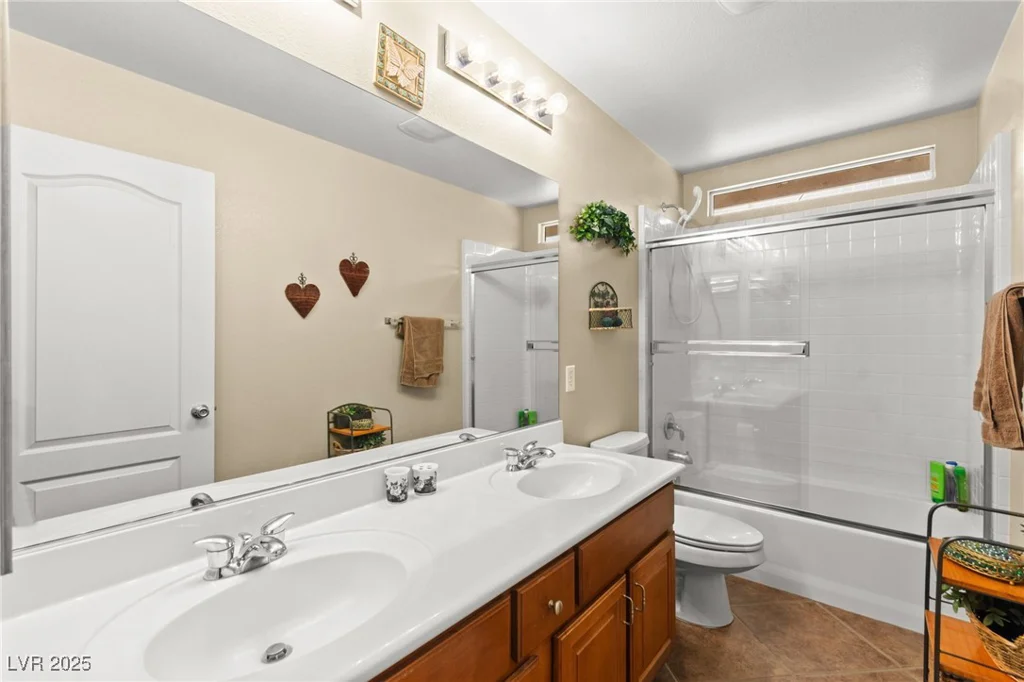 5219 Grape Leaf, Las Vegas, NV 89141