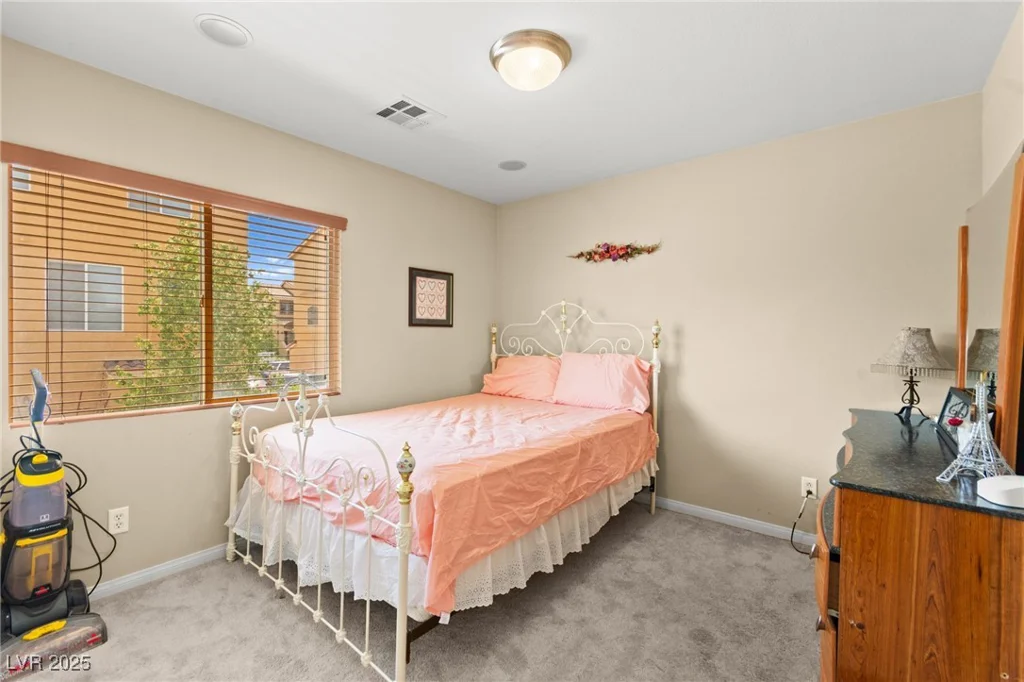 5219 Grape Leaf, Las Vegas, NV 89141