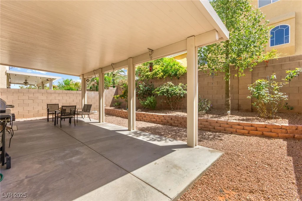 5219 Grape Leaf, Las Vegas, NV 89141