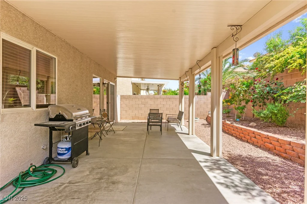 5219 Grape Leaf, Las Vegas, NV 89141