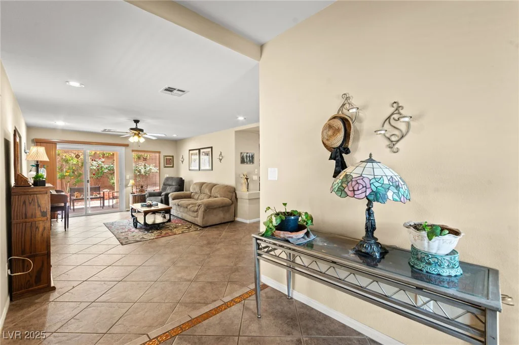5219 Grape Leaf, Las Vegas, NV 89141