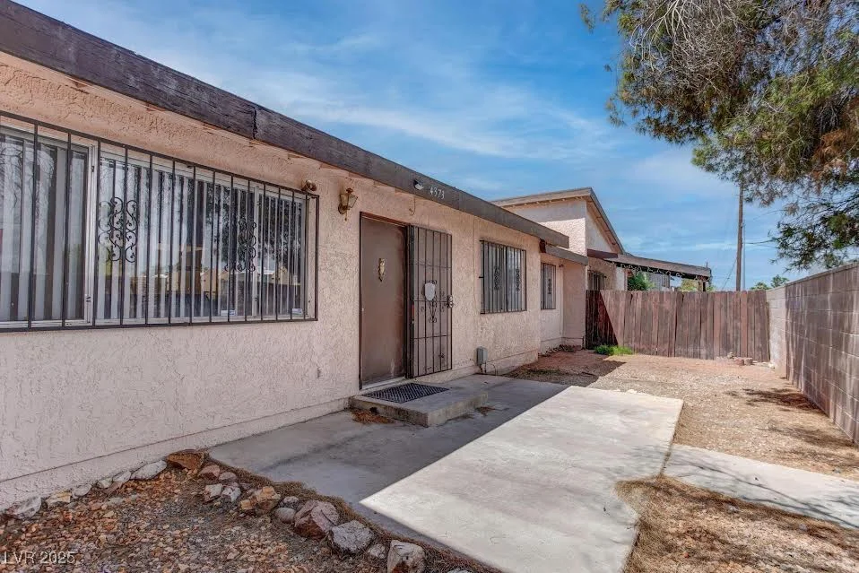 4373 Spencer, Las Vegas, NV 89119