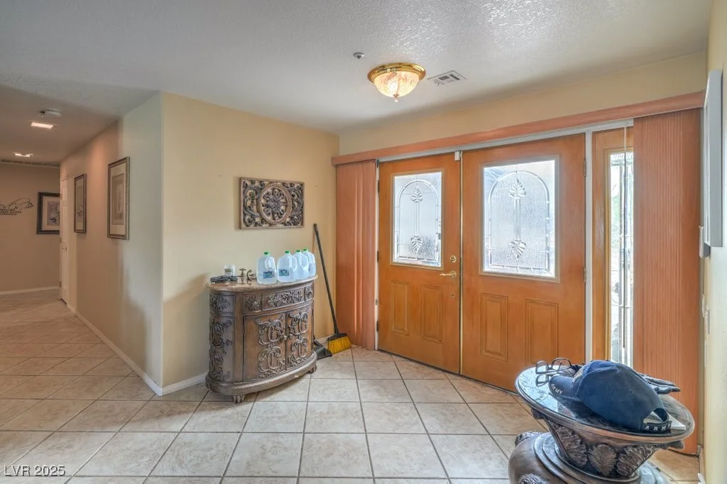 6328 Kell, Las Vegas, NV 89156