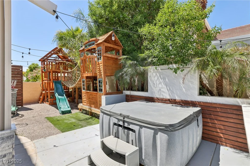 7729 Natures Song, Las Vegas, NV 89131