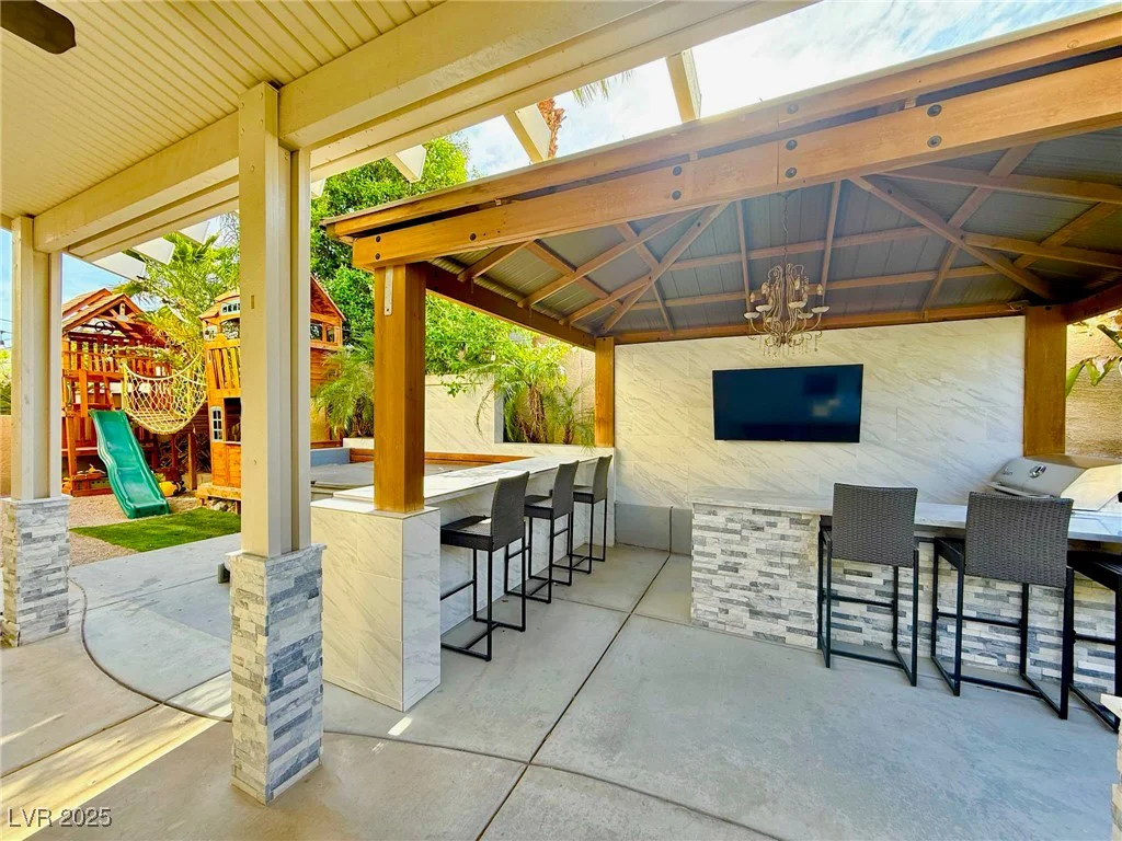 7729 Natures Song, Las Vegas, NV 89131