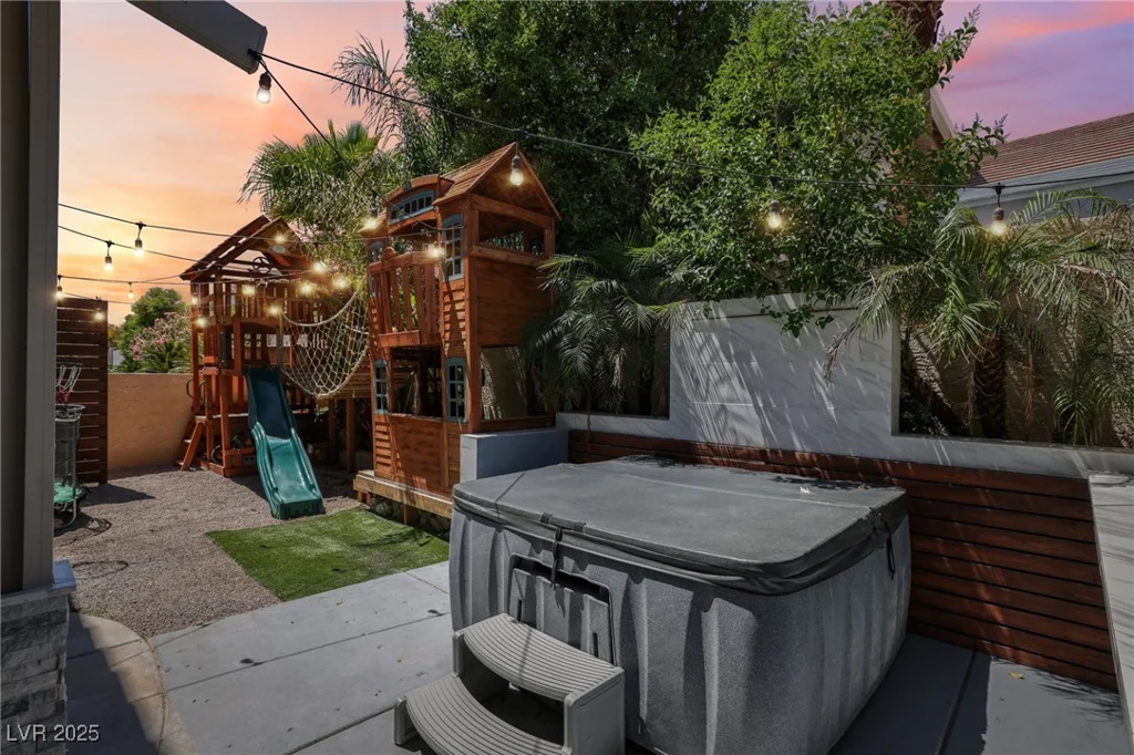 7729 Natures Song, Las Vegas, NV 89131