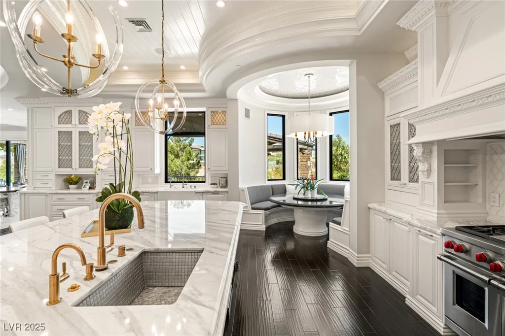 34 Meadowhawk, Las Vegas, NV 89135