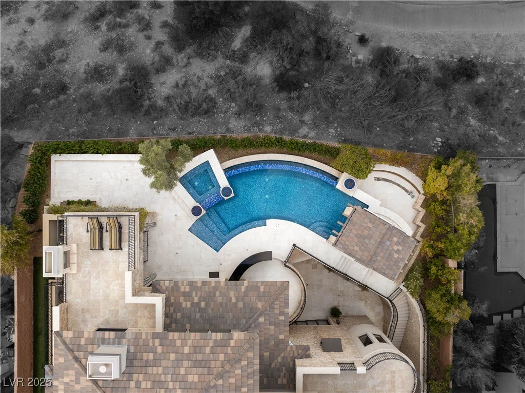 34 Meadowhawk, Las Vegas, NV 89135