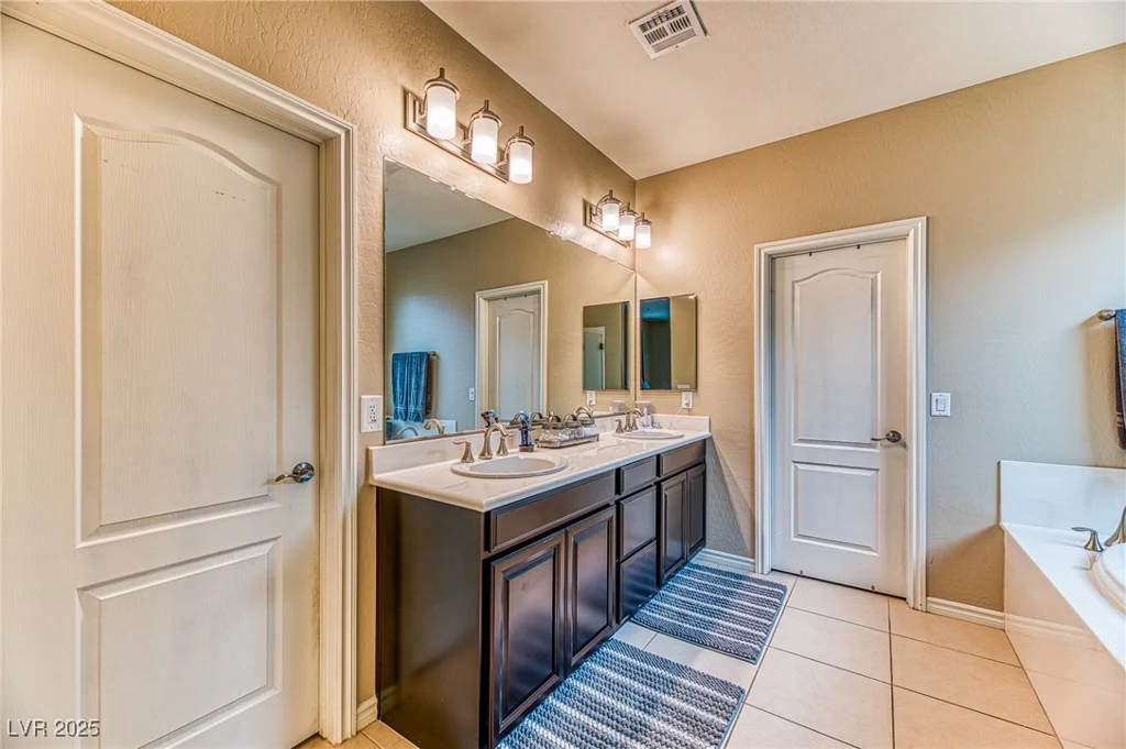 2874 Shining Sun, Henderson, NV 89052