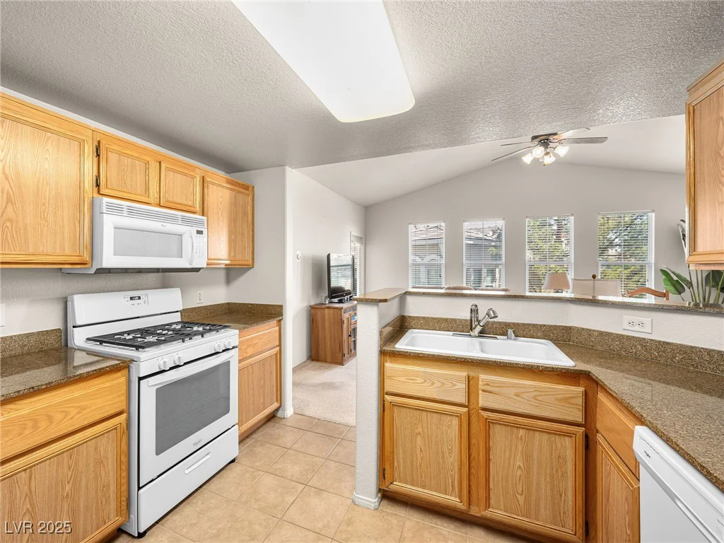 9975 Peace, Las Vegas, NV 89147
