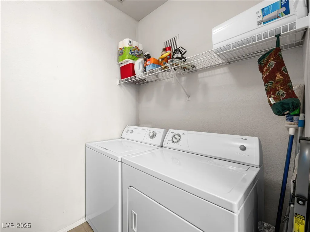 9975 Peace, Las Vegas, NV 89147